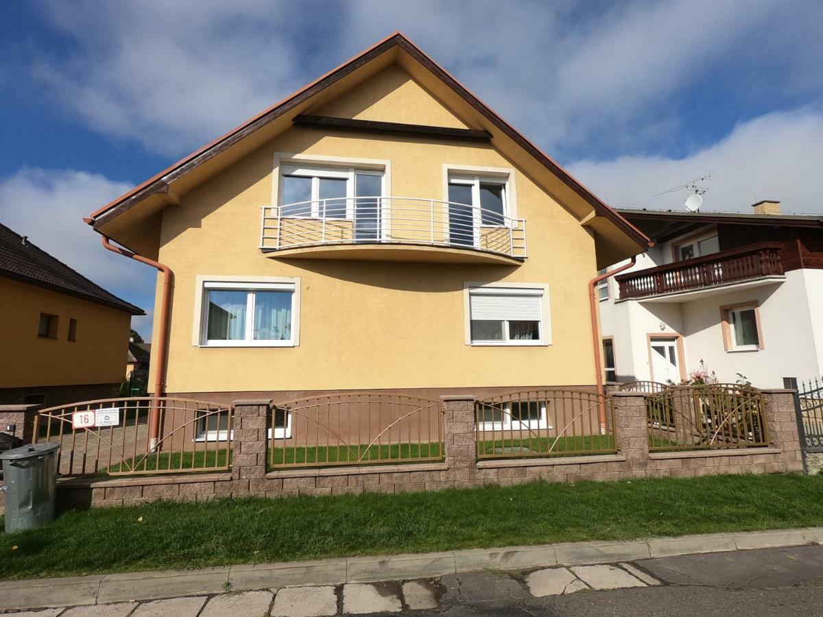 Apartment Amy Liptovský Mikuláš Екстериор снимка